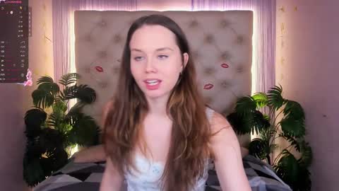 Snapshot of juliette_junson chatting on March 2025 08:30:01 AM Julie online show from March 2025 08:30:01 AM