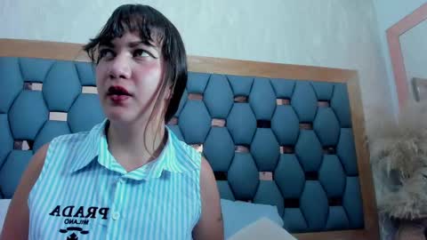 juliette_pretty_ online show from October 2025 07:22:02 PM