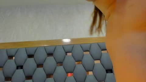 juliette_pretty_ online show from May 2026 07:11:02 PM