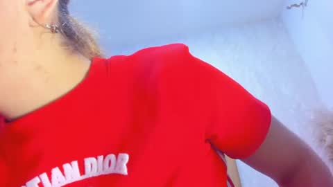 juliette_pretty_ online show from June 2026 07:03:02 PM