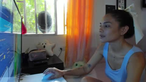 juliette online show from November 2025 06:19:02 PM