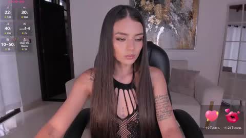 Juliette Moreau online show from June 2026 07:23:01 PM