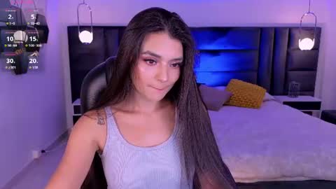 Juliette Moreau online show from July 2026 07:42:02 PM