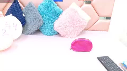 Julia  online show from July 2026 11:24:01 AM
