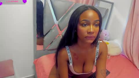 Snapshot of julitpink chatting on June 2026 09:06:02 PM julitpink online show from June 2026 09:06:02 PM