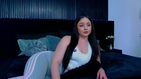 Julia online show from April 2026 11:21:02 AM