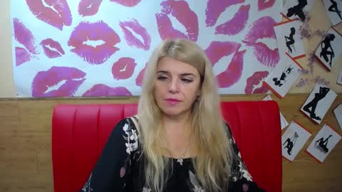 Snapshot of julya_barbi chatting on September 2025 05:18:02 AM Julya Barbi online show from September 2025 05:18:02 AM