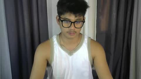 Snapshot of julz_alwayshorny chatting on October 2025 06:01:02 AM call me julz online show from October 2025 06:01:02 AM