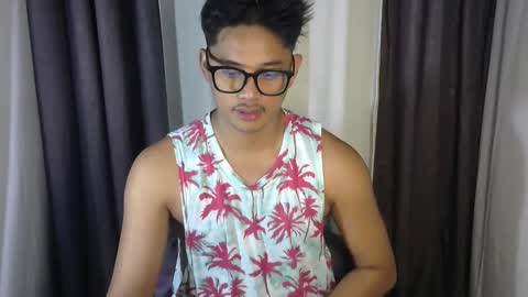 Snapshot of julz_alwayshorny chatting on October 2025 03:35:02 PM call me julz online show from October 2025 03:35:02 PM