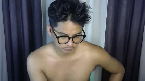 Snapshot of julz_alwayshorny chatting on October 2025 07:04:02 PM call me julz online show from October 2025 07:04:02 PM