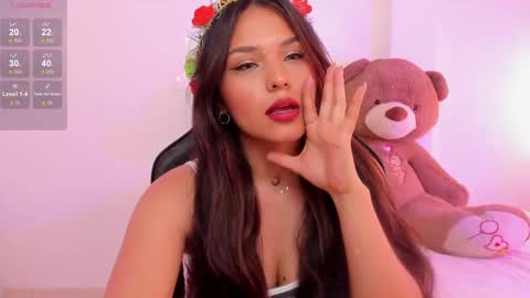 Snapshot of junbootix chatting on March 2025 07:04:02 PM ANGELINA indepen camgrl online show from March 2025 07:04:02 PM