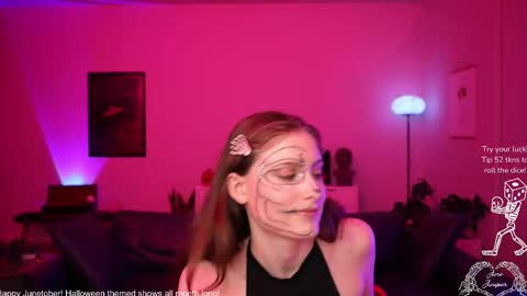 June Juniper online show from October 2025 11:22:02 PM