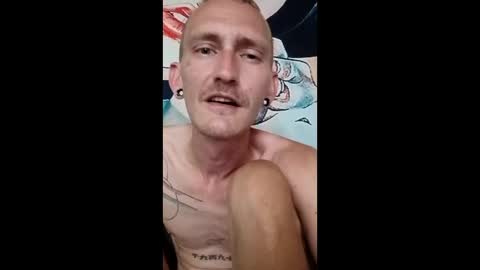 juneshroom94 online show from April 2026 06:37:01 PM