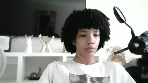 Snapshot of junior_thegoldenboy chatting on May 2026 04:14:02 PM junior_thegoldenboy online show from May 2026 04:14:02 PM