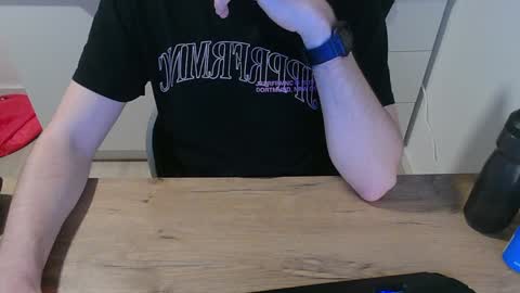 junk2711 online show from January 2025 09:37:02 AM