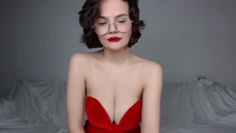 Snapshot of junnewers chatting on December 2024 07:32:02 PM JunneWers online show from December 2024 07:32:02 PM