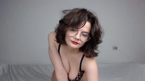 Snapshot of junnewers chatting on February 2025 04:42:02 PM JunneWers online show from February 2025 04:42:02 PM