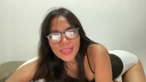 junovaughn online show from May 2026 03:06:01 PM