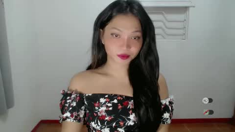 Snapshot of juny_lany chatting on January 2025 06:22:02 AM Karla online show from January 2025 06:22:02 AM