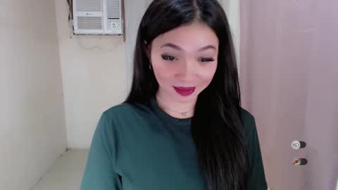 Snapshot of juny_lany chatting on February 2026 05:04:01 AM Karla online show from February 2026 05:04:01 AM