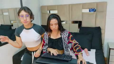 Jupiter y Saturno online show from November 2025 05:01:02 PM