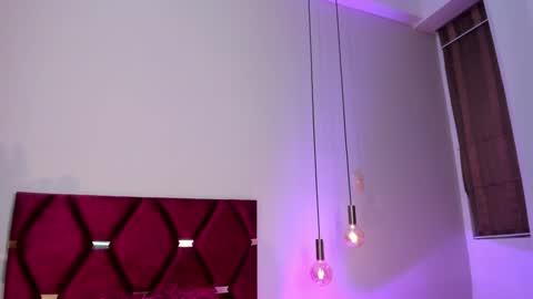 Jupiter Fox online show from February 2025 01:32:01 AM