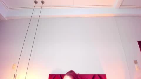 Jupiter Fox online show from February 2026 01:33:01 AM