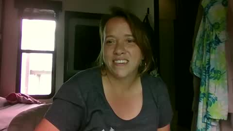 Snapshot of jussnobodybutme chatting on April 2026 05:10:01 PM CamperGirl online show from April 2026 05:10:01 PM