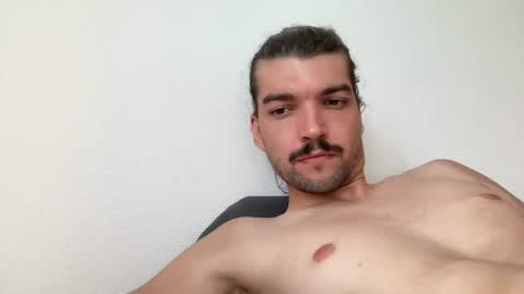 Snapshot of just_a_guy_with_a_big_cock chatting on July 2026 03:49:02 PM just_a_guy_with_a_big_cock online show from July 2026 03:49:02 PM
