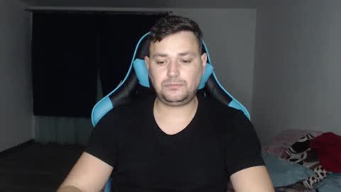 Snapshot of just_a_nice_guy_27 chatting on December 2024 10:04:01 PM Alex online show from December 2024 10:04:01 PM