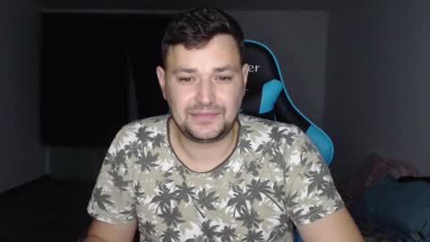 Snapshot of just_a_nice_guy_27 chatting on December 2024 08:28:02 PM Alex online show from December 2024 08:28:02 PM