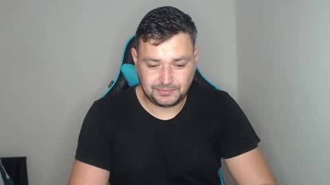 Snapshot of just_a_nice_guy_27 chatting on November 2025 11:20:01 AM Alex online show from November 2025 11:20:01 AM