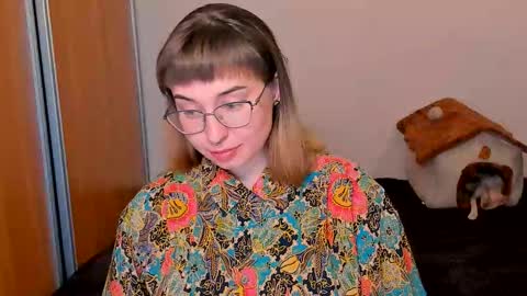 Snapshot of just_fucked chatting on October 2025 09:22:01 PM Nika and Mark online show from October 2025 09:22:01 PM