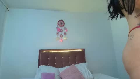  Isa y Luci  online show from December 2025 04:16:01 PM