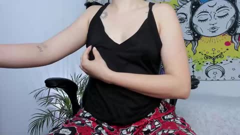 Snapshot of just_katiex chatting on November 2025 12:48:02 PM Sofia online show from November 2025 12:48:02 PM