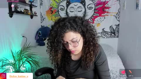 Snapshot of just_katiex chatting on November 2025 12:43:02 AM Sofia online show from November 2025 12:43:02 AM