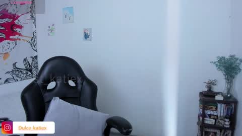 Snapshot of just_katiex chatting on March 2026 04:11:02 PM Sofia online show from March 2026 04:11:02 PM