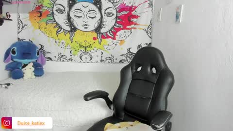 Snapshot of just_katiex chatting on April 2026 01:34:01 PM Sofia online show from April 2026 01:34:01 PM