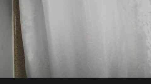 Layla online show from May 2026 07:35:02 AM
