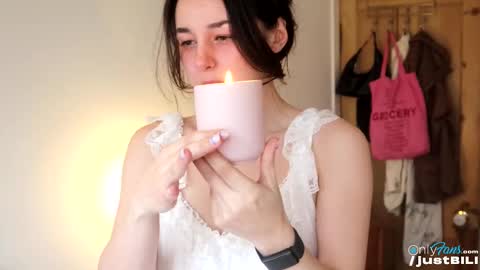 Billie  B  William online show from February 2025 03:43:02 PM