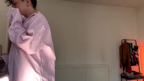 Billie  B  William online show from April 2026 09:43:02 AM