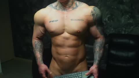 justin clark1 online show from December 2025 05:25:01 AM