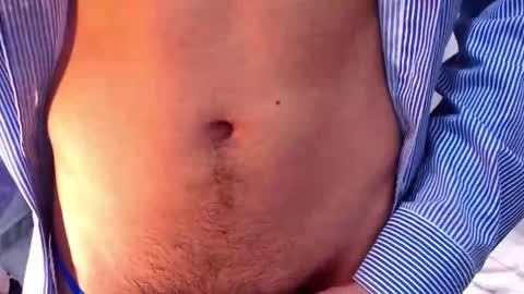 JUSTIN online show from November 2025 11:02:01 PM