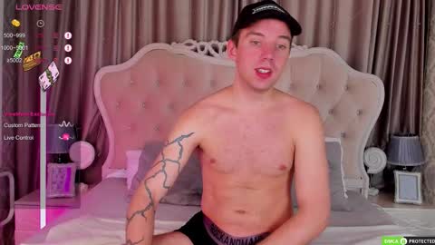 Snapshot of justin_reed chatting on October 2025 03:24:02 AM Arthur online show from October 2025 03:24:02 AM