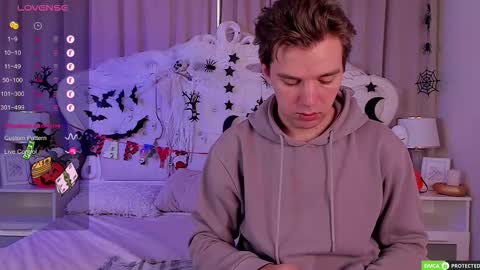 Snapshot of justin_reed chatting on October 2025 03:10:02 AM Arthur online show from October 2025 03:10:02 AM