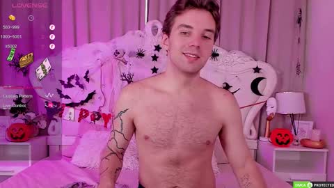 Snapshot of justin_reed chatting on October 2025 03:40:02 AM Arthur online show from October 2025 03:40:02 AM