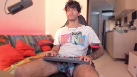 Snapshot of justin_stark1 chatting on November 2025 06:18:01 PM Diego online show from November 2025 06:18:01 PM