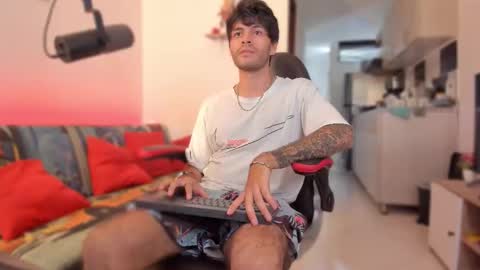 Snapshot of justin_stark1 chatting on November 2025 07:34:02 PM Diego online show from November 2025 07:34:02 PM