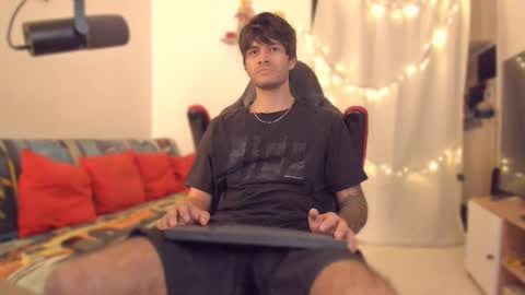 Snapshot of justin_stark1 chatting on December 2025 12:04:01 AM Diego online show from December 2025 12:04:01 AM