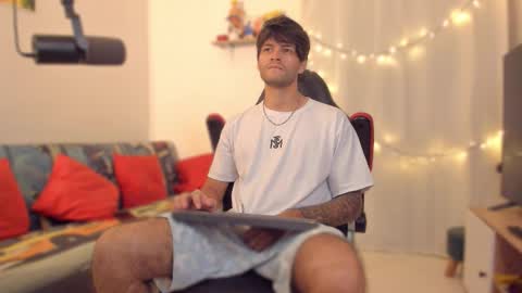 Snapshot of justin_stark1 chatting on February 2026 01:06:02 PM Diego online show from February 2026 01:06:02 PM